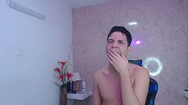 Aaron Foxxx online show from September 28, 2025, 12:56 pm