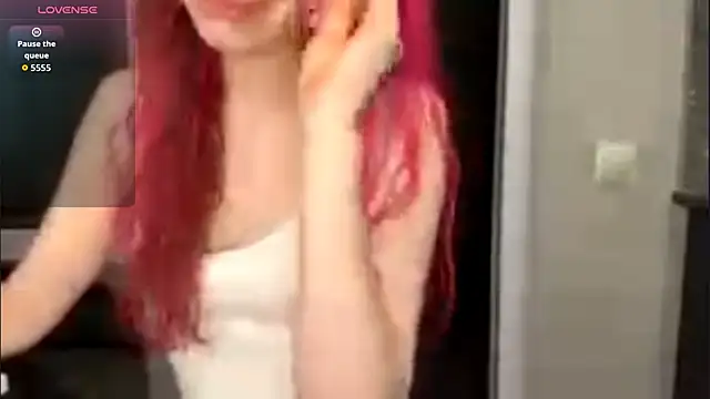 FawnDubler online show from April 1, 2026, 9:01 pm