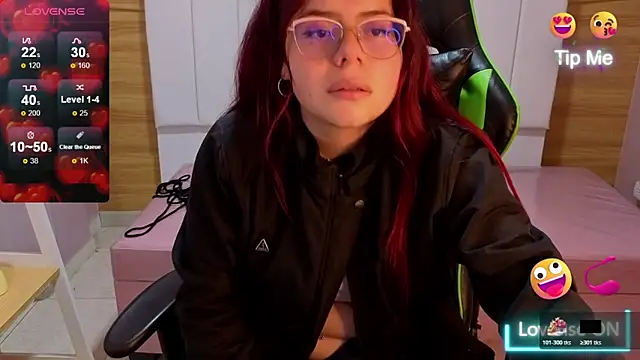 Snapshot of draviana_a_ chatting on December 19, 2025, 7:44 am draviana a online show from December 19, 2025, 7:44 am