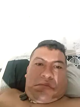 Snapshot of 30-zulefabiansolarte chatting on October 5, 2025, 9:44 am 30-zulefabiansolarte online show from October 5, 2025, 9:44 am