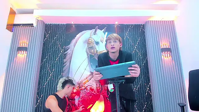 Snapshot of Shadowhunters_ chatting on October 14, 2025, 8:53 pm Shadowhunters online show from October 14, 2025, 8:53 pm