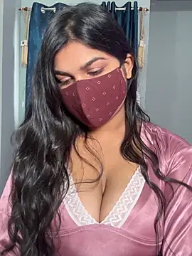 Snapshot of Lisa_afreen chatting on May 4, 2026, 7:11 am Lisa afreen online show from May 4, 2026, 7:11 am