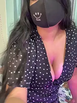 Snapshot of Lisa_afreen chatting on October 26, 2025, 5:52 am Lisa afreen online show from October 26, 2025, 5:52 am