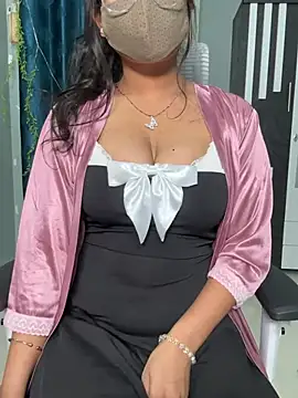 Snapshot of Lisa_afreen chatting on May 19, 2026, 4:36 pm Lisa afreen online show from May 19, 2026, 4:36 pm