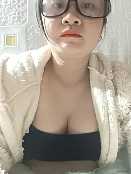 Paul-paul11 online show from December 22, 2025, 5:57 pm