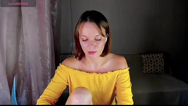 EvaCordy online show from September 25, 2025, 2:34 pm