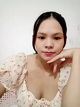 Snapshot of meoow01 chatting on October 13, 2025, 6:15 am meoow01 online show from October 13, 2025, 6:15 am