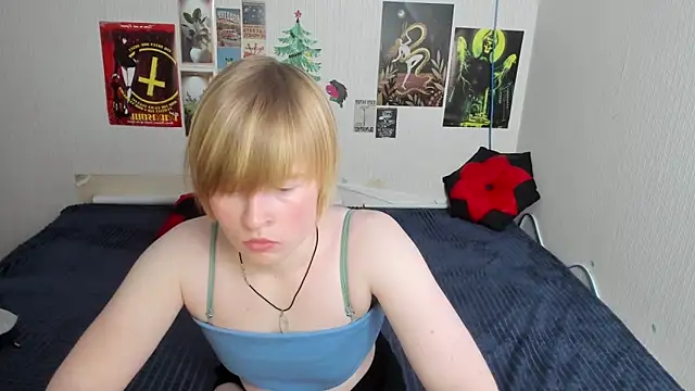 Snapshot of Cattie_w_ chatting on March 3, 2026, 1:12 am Cattie w online show from March 3, 2026, 1:12 am