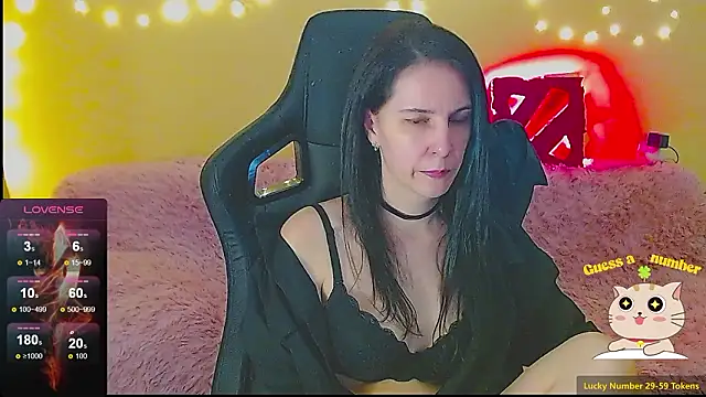 Snapshot of Irwi_Tomboy chatting on February 24, 2026, 4:19 pm Irwi Tomboy online show from February 24, 2026, 4:19 pm