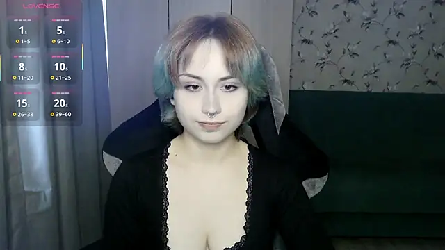 LeisaHopperstad online show from May 15, 2026, 12:25 pm