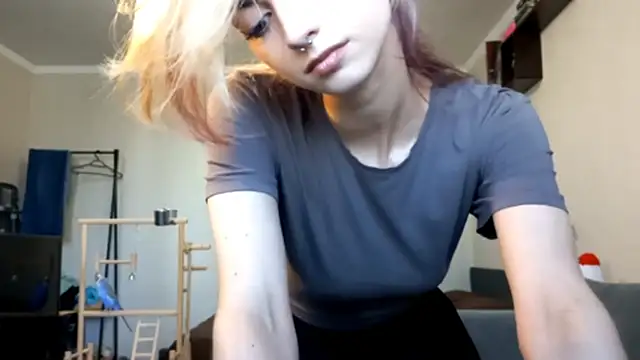 Snapshot of JillianBozak chatting on September 25, 2025, 8:42 am JillianBozak online show from September 25, 2025, 8:42 am