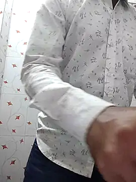 Snapshot of Pussy_fucker1307 chatting on November 11, 2025, 9:15 am Pussy fucker1307 online show from November 11, 2025, 9:15 am