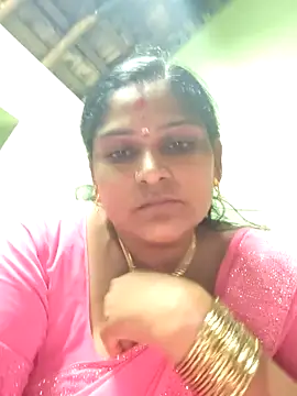 navyasree143 online show from November 2, 2025, 12:21 pm