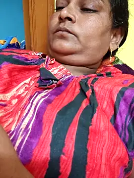 navyasree143 online show from November 7, 2025, 5:45 am