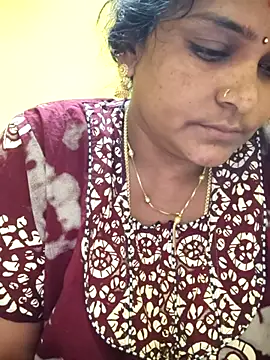 navyasree143 online show from October 26, 2025, 3:07 am