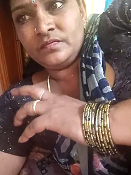 navyasree143 online show from November 9, 2025, 8:51 am