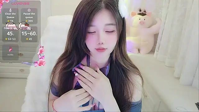 Coco-Di online show from April 15, 2026, 2:28 am