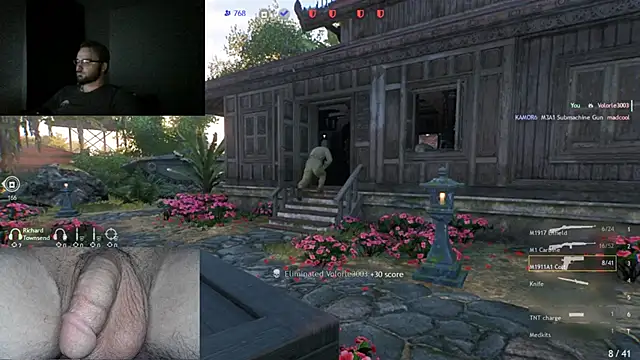 Snapshot of bear8t chatting on October 19, 2025, 8:50 am bear8t online show from October 19, 2025, 8:50 am