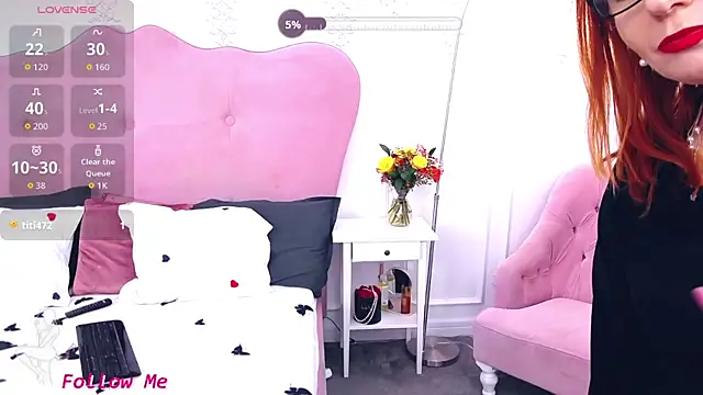 Snapshot of AliciaAtkins chatting on October 27, 2025, 5:47 pm AliciaAtkins online show from October 27, 2025, 5:47 pm