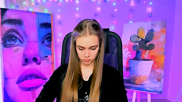 JuneWoods online show from February 10, 2026, 7:18 am