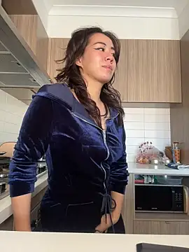 blueburrypie online show from April 25, 2026, 12:13 am