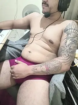 gtzmoreno online show from July 7, 2026, 11:08 pm