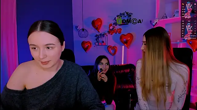 Snapshot of leslie_bird chatting on February 24, 2026, 10:05 am leslie bird online show from February 24, 2026, 10:05 am