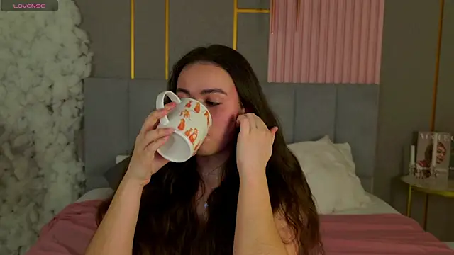 Snapshot of GabiBatista chatting on February 28, 2026, 5:07 am GabiBatista online show from February 28, 2026, 5:07 am