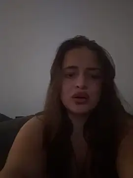 Roxy 30 online show from October 24, 2025, 7:13 pm