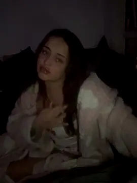 Roxy 30 online show from November 26, 2025, 12:21 am