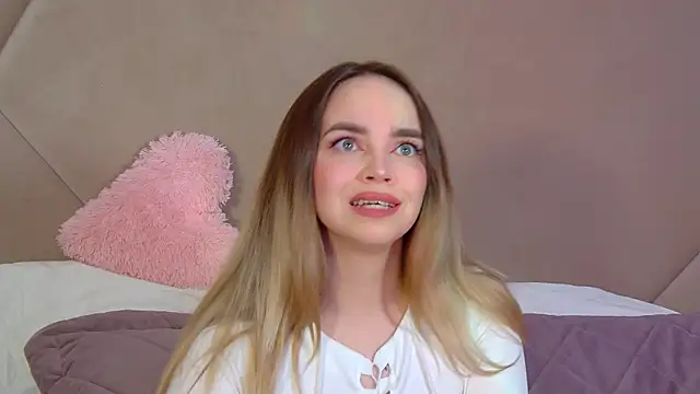 AnitaVenture online show from April 4, 2026, 4:24 pm