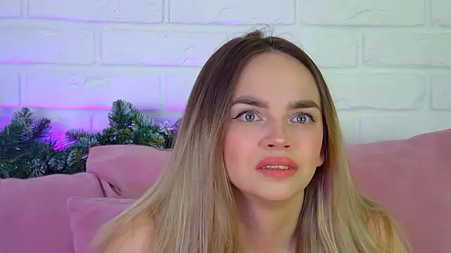 AnitaVenture online show from January 9, 2026, 4:41 am