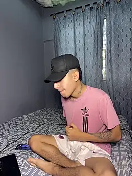 Snapshot of cristyan_arias chatting on September 26, 2025, 2:57 pm cristyan arias online show from September 26, 2025, 2:57 pm