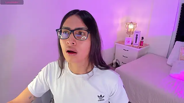 cherrylady 02 online show from December 5, 2025, 12:26 pm