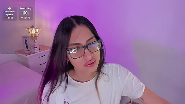 cherrylady 02 online show from November 5, 2025, 12:08 pm