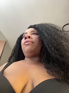 NeliaHexxen online show from February 13, 2026, 4:01 am