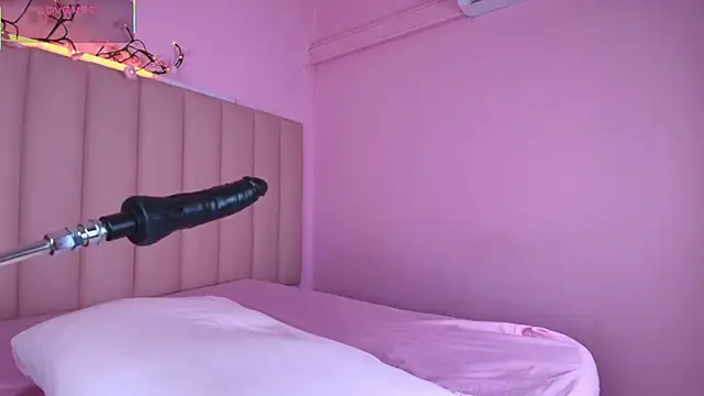 theladymonserrateshow online show from March 12, 2026, 8:35 pm