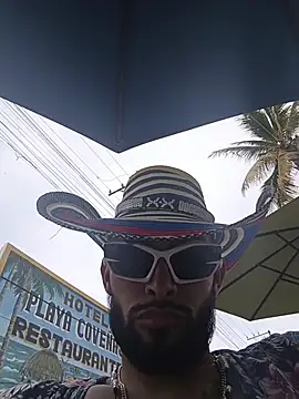 kingbickcockDn online show from January 14, 2026, 7:06 pm