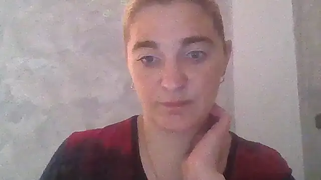 GoldenAngelMilf online show from October 7, 2025, 8:26 am