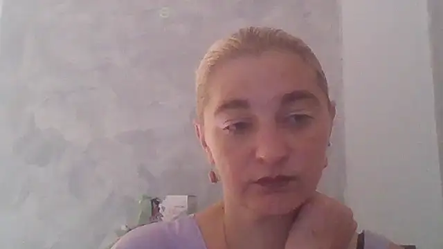 GoldenAngelMilf online show from September 26, 2025, 1:40 pm