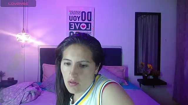 Snapshot of Sharon_10_ chatting on October 15, 2025, 1:59 am Sharon 10  online show from October 15, 2025, 1:59 am