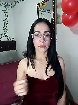 YaraDuartee online show from February 25, 2026, 11:59 pm