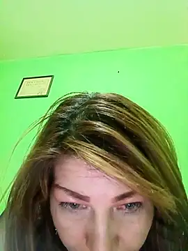 Snapshot of VANESSA__01 chatting on November 15, 2025, 12:25 am VANESSA 01 online show from November 15, 2025, 12:25 am