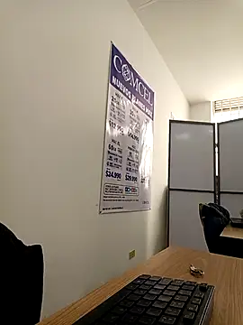 Snapshot of VANESSA__01 chatting on November 27, 2025, 12:38 pm VANESSA 01 online show from November 27, 2025, 12:38 pm