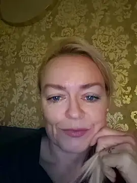 demidelightfulxx online show from October 15, 2025, 7:05 am