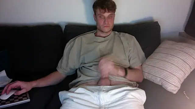 Snapshot of bangzrr3 chatting on October 4, 2025, 7:04 pm bangzrr3 online show from October 4, 2025, 7:04 pm