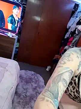 pinklajokr online show from March 2, 2026, 10:22 am