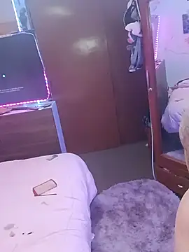 pinklajokr online show from March 6, 2026, 10:32 am