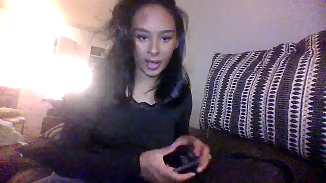 Snapshot of ElviraRose chatting on October 10, 2025, 6:31 pm ElviraRose online show from October 10, 2025, 6:31 pm