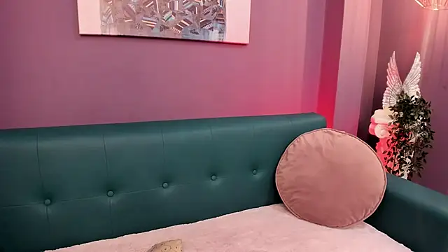 Alessiia   online show from February 10, 2026, 3:05 am